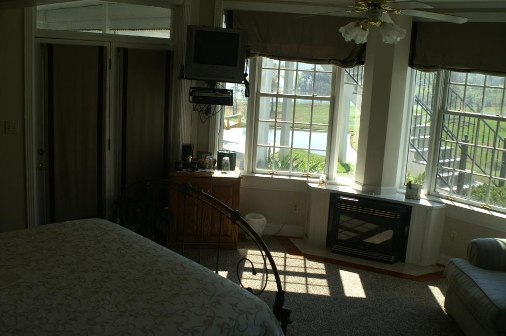 Whitestone Country Inn Kingston Bilik gambar