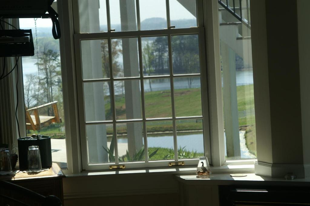 Whitestone Country Inn Kingston Bilik gambar